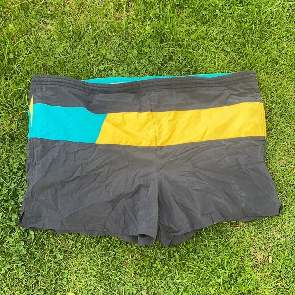 Men’s swim trunks